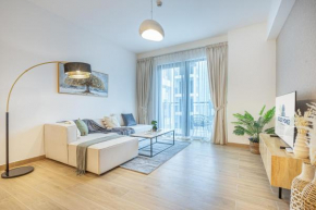 Charming Brand New Home in LaMer